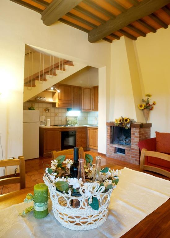 Agriturismo Buon Riposo - Country Resort In The Heart Of Tuscany San Giovanni a Corazzano Room photo